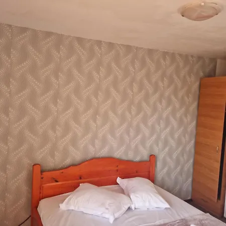 Ioana & Mirel Vendégház